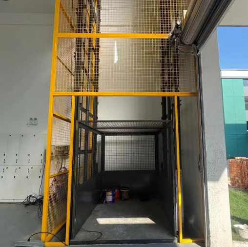 南平导轨式升降机助力物流园破解运输难题